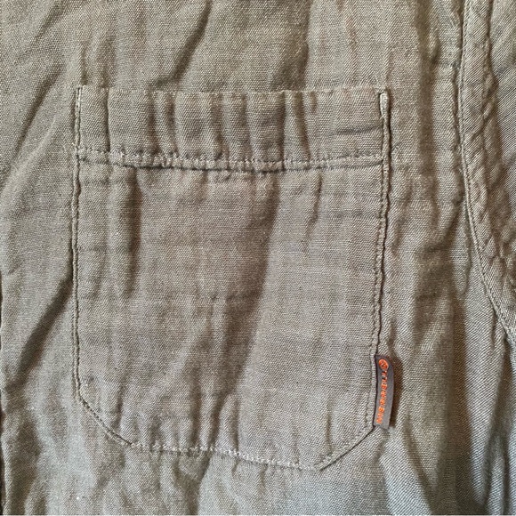 Merrell Reversible Button Down Tee - Picture 6 of 8